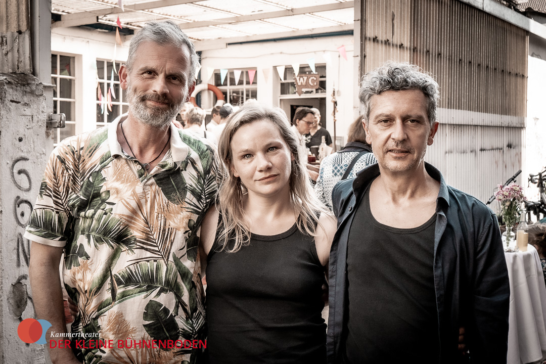  40 Jahre "Der Kleine Bühnenboden". v.l.n.r.: Toto Hölters, Maria Goldmann, Konrad Haller. Foto: Hanno Endres